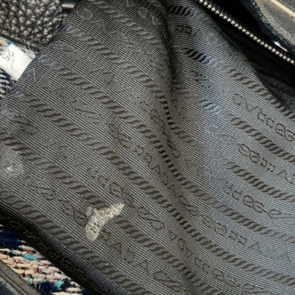 COPY - Authentic Prada Vintage Leather Shoulder Bag - Picture 10 of 13